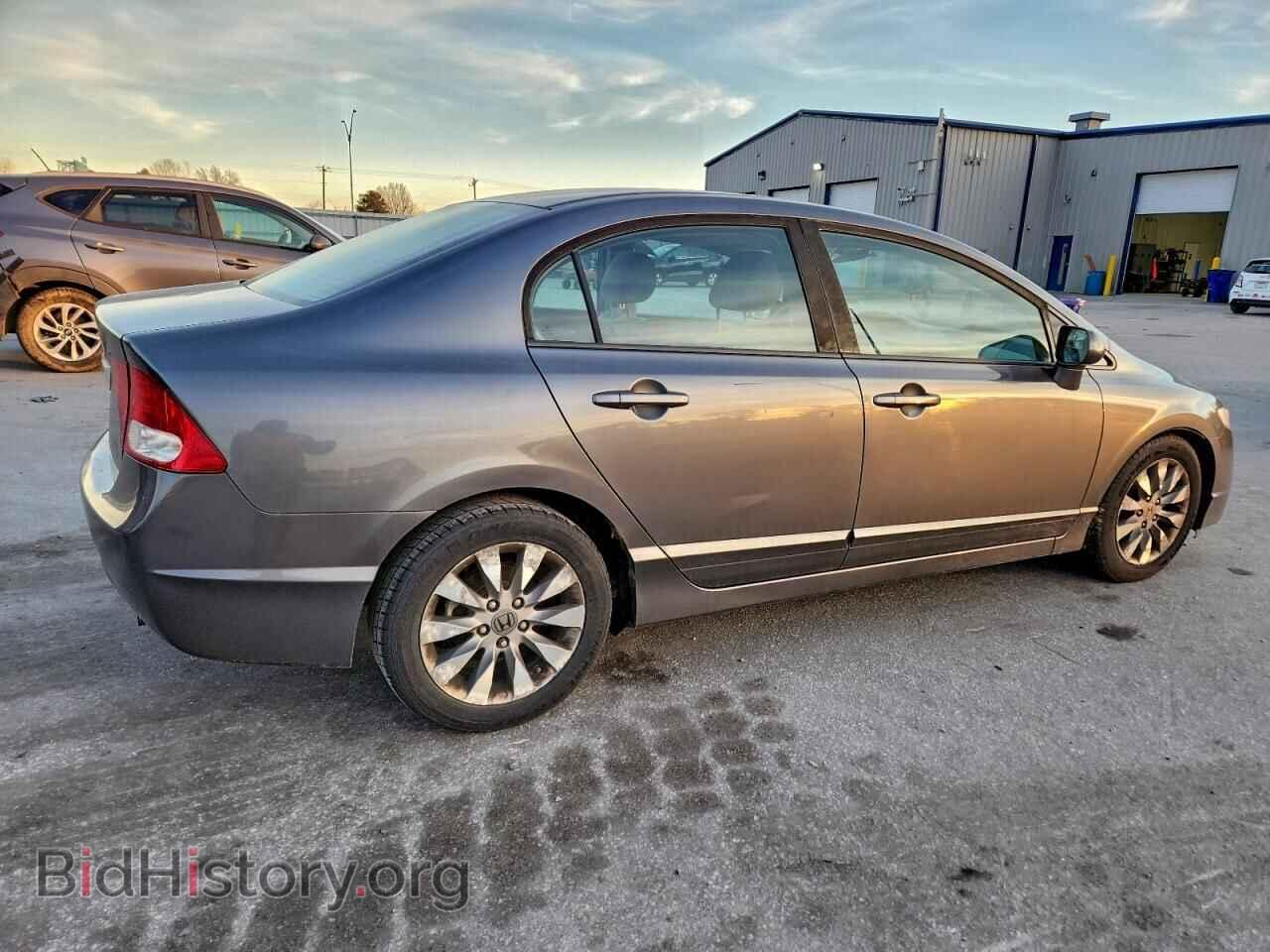 2011 HONDA CIVIC - VIN: 19XFA1F88BE011249 - Фото 3