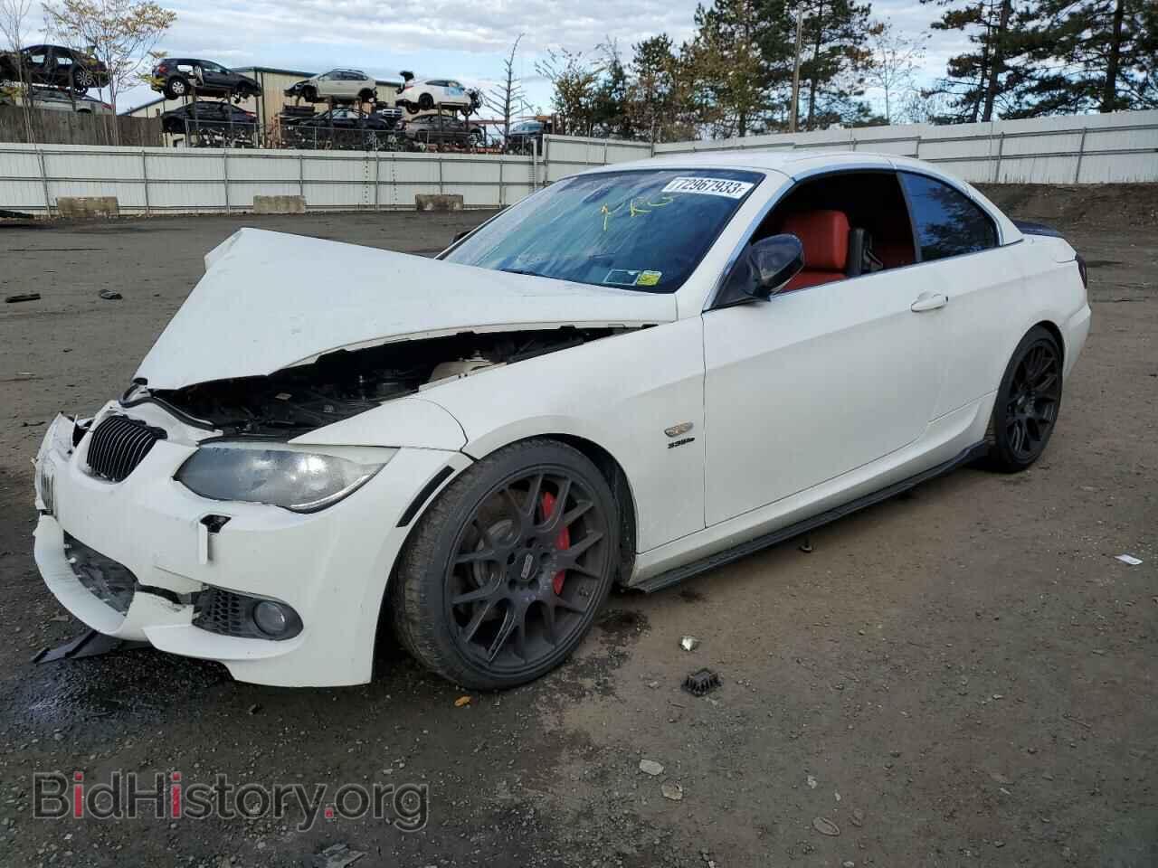 Фотография WBADX1C57BE569943 - BMW 3 SERIES 2011
