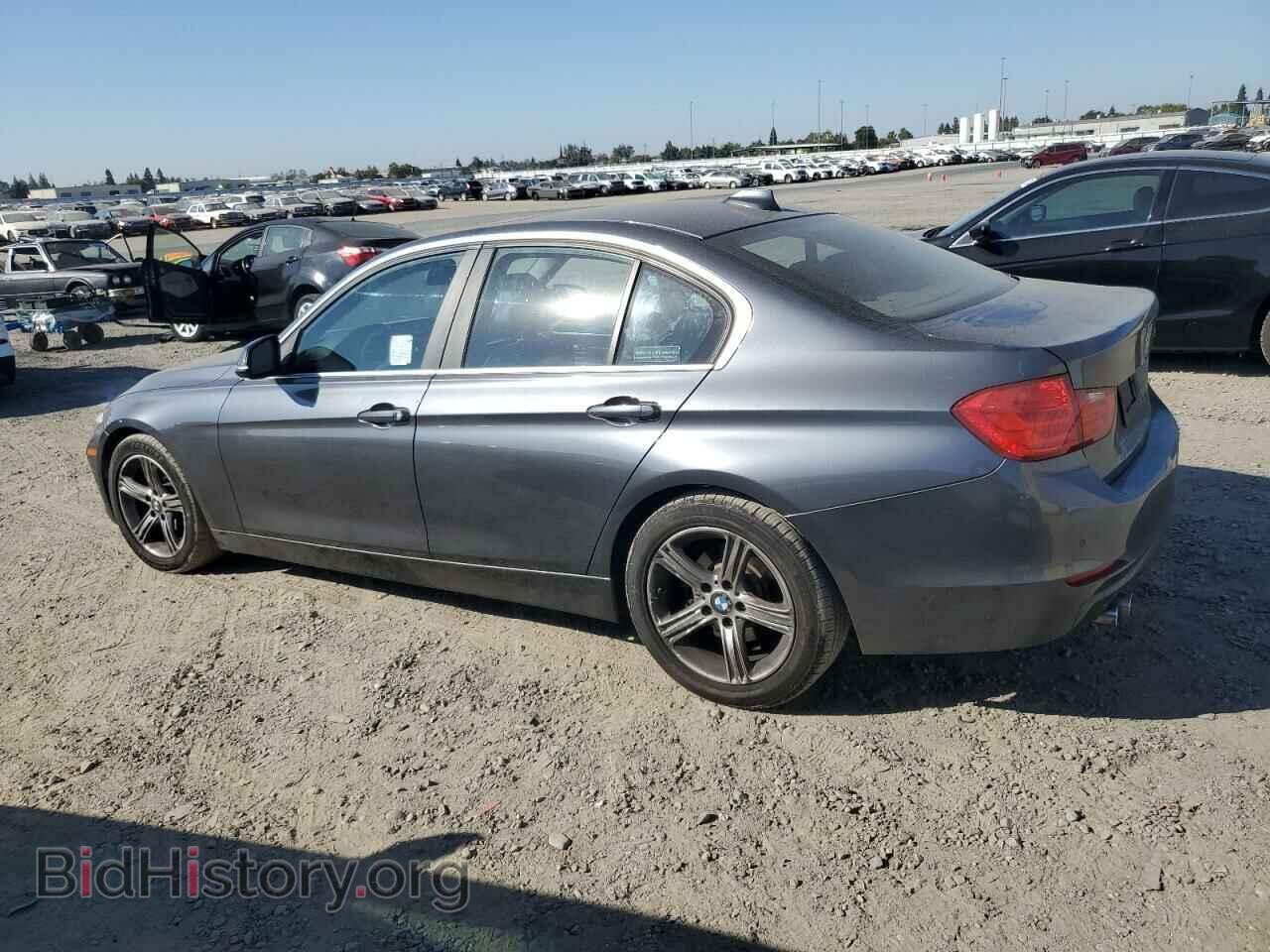 2015 BMW 3 SERIES - VIN: WBA3C1C55FK117813 - Фото 2