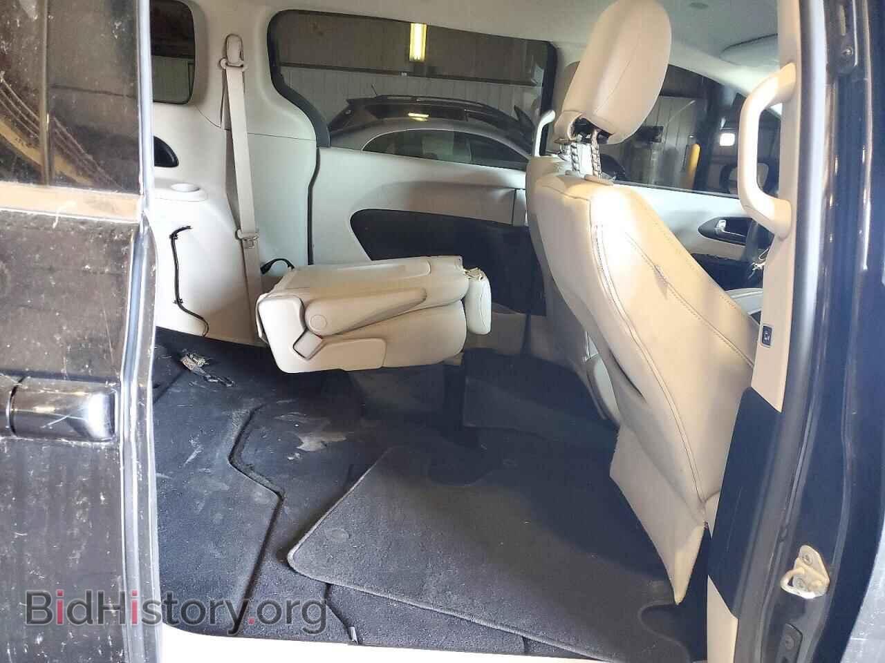 2017 CHRYSLER PACIFICA - VIN: 2C4RC1DGXHR552652 - Photo 11