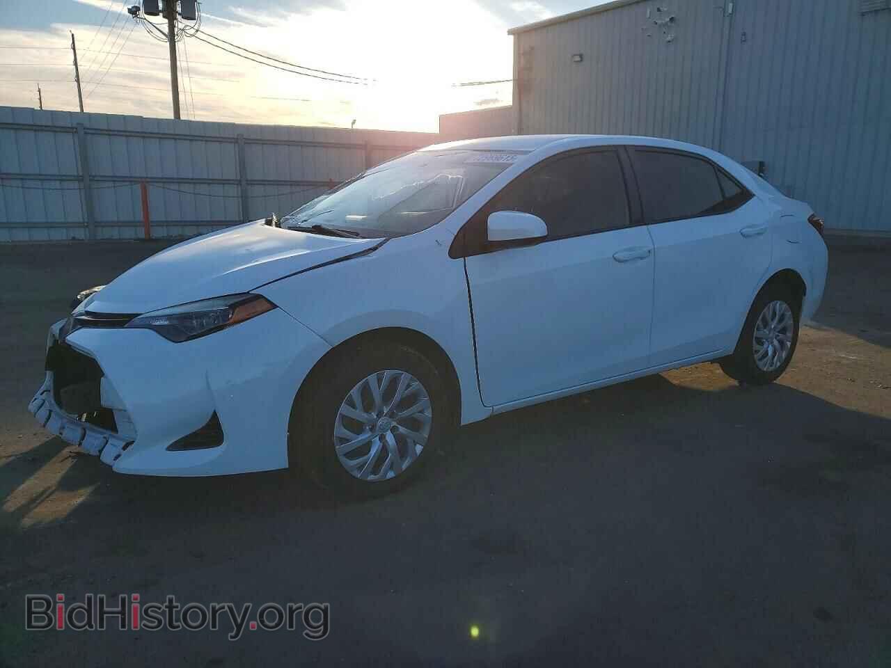 Фотография 5YFBURHE4JP850206 - TOYOTA COROLLA 2018