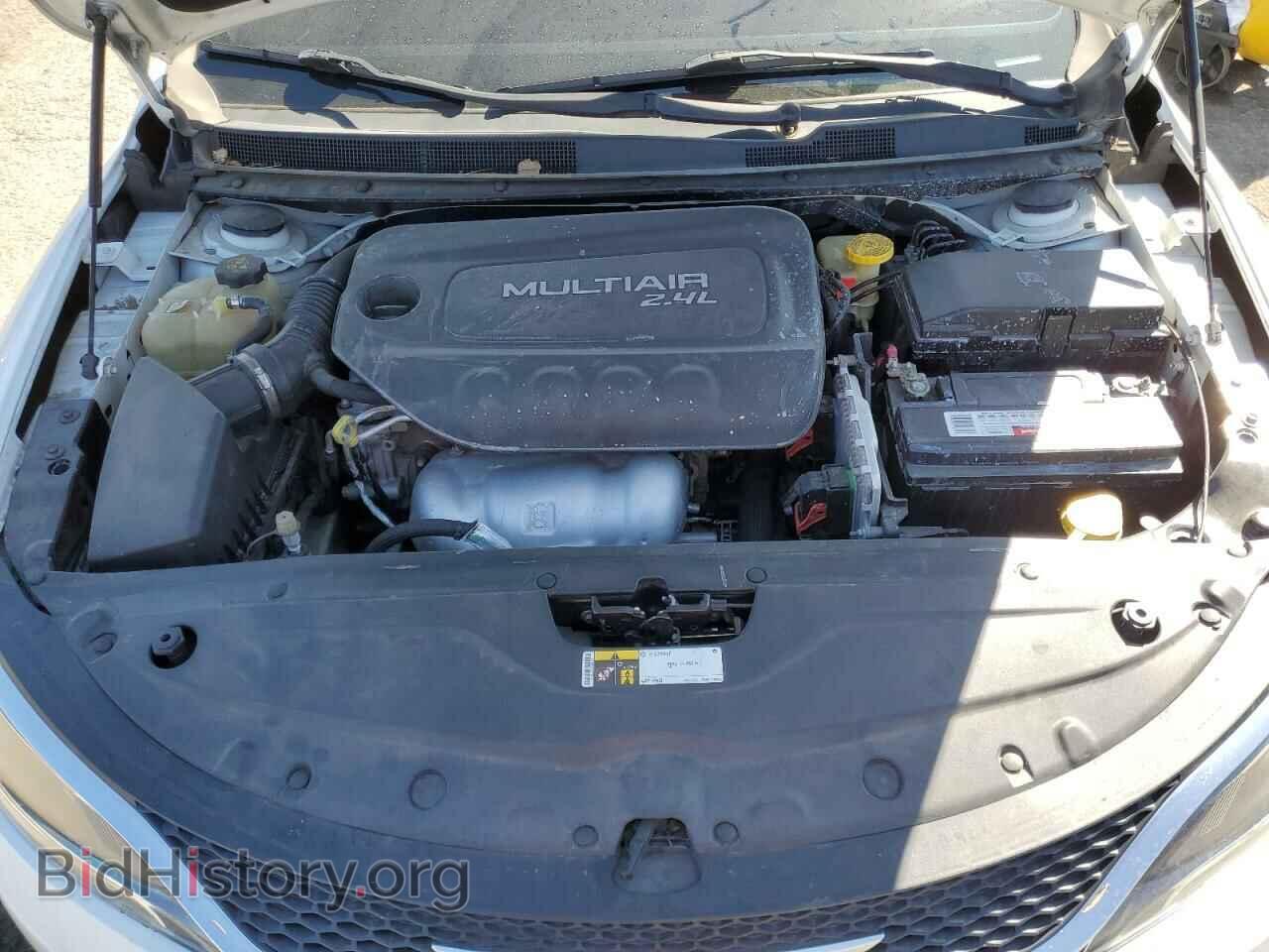 2016 CHRYSLER 200 - VIN: 1C3CCCAB9GN165231 - Фото 11
