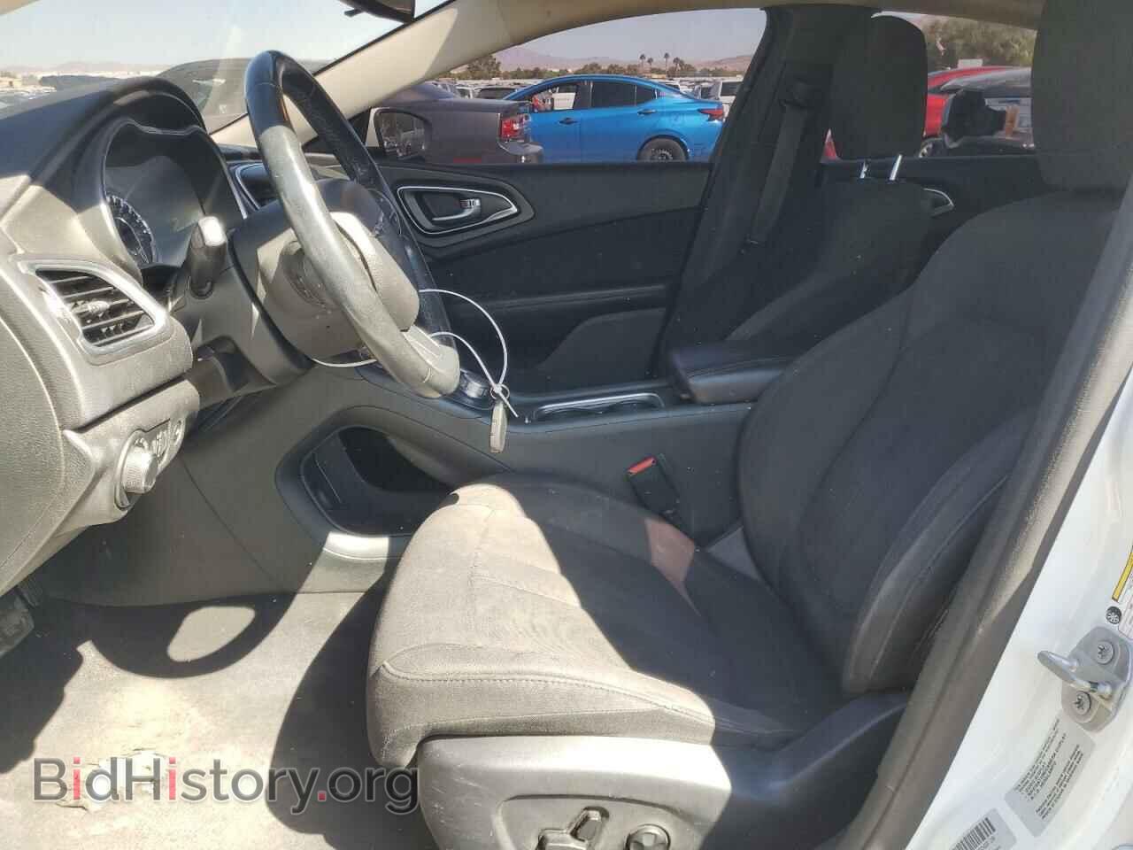 2016 CHRYSLER 200 - VIN: 1C3CCCAB9GN165231 - Фото 7