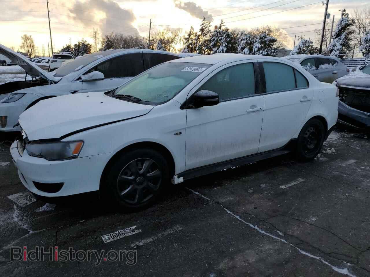 Фотография JA32U2FU3FU003851 - MITSUBISHI LANCER 2015