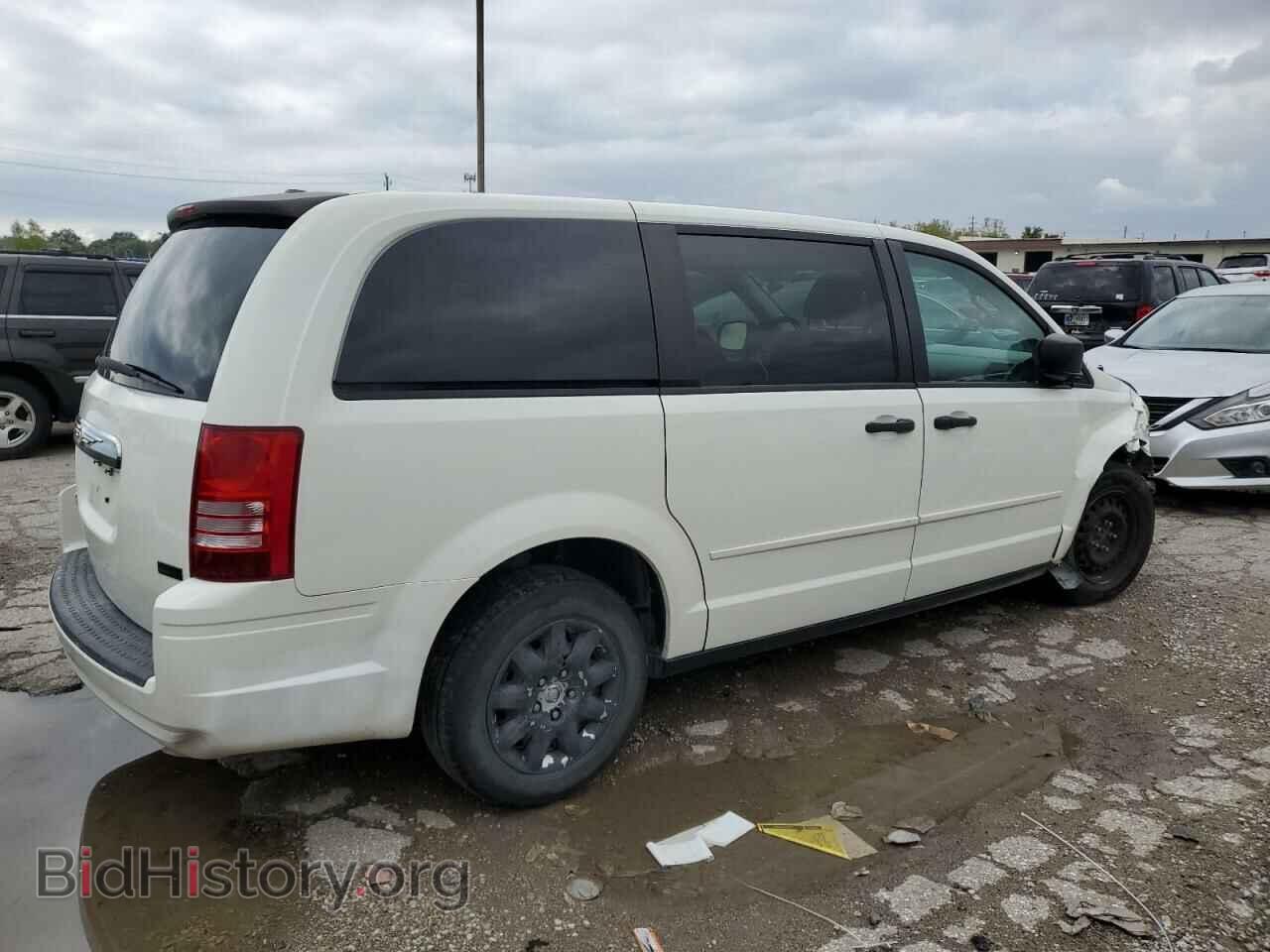 2008 CHRYSLER MINIVAN - VIN: 2A8HR44H48R781924 - Фото 3