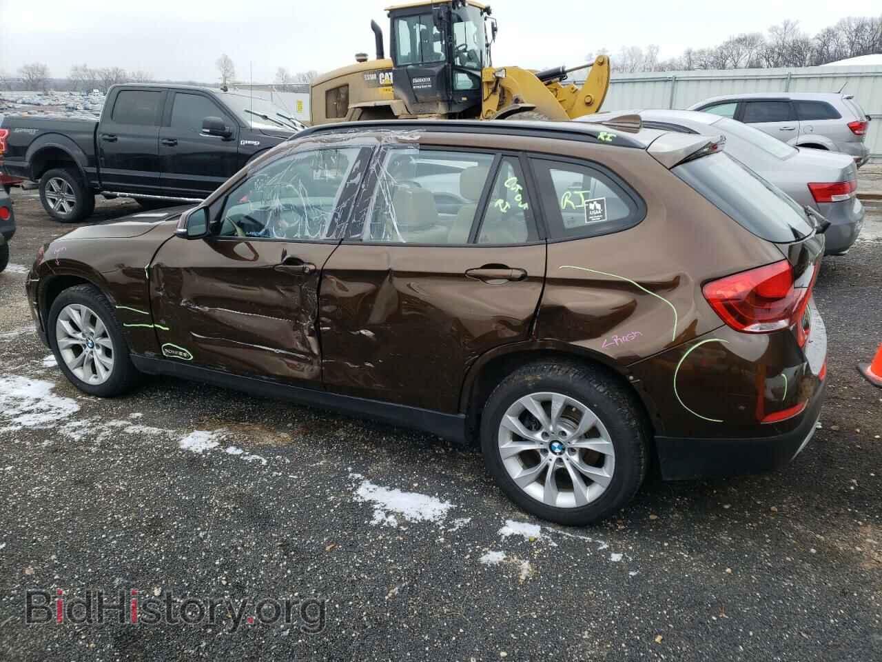 2014 BMW X1 - VIN: WBAVL1C58EVY12695 - Фото 2