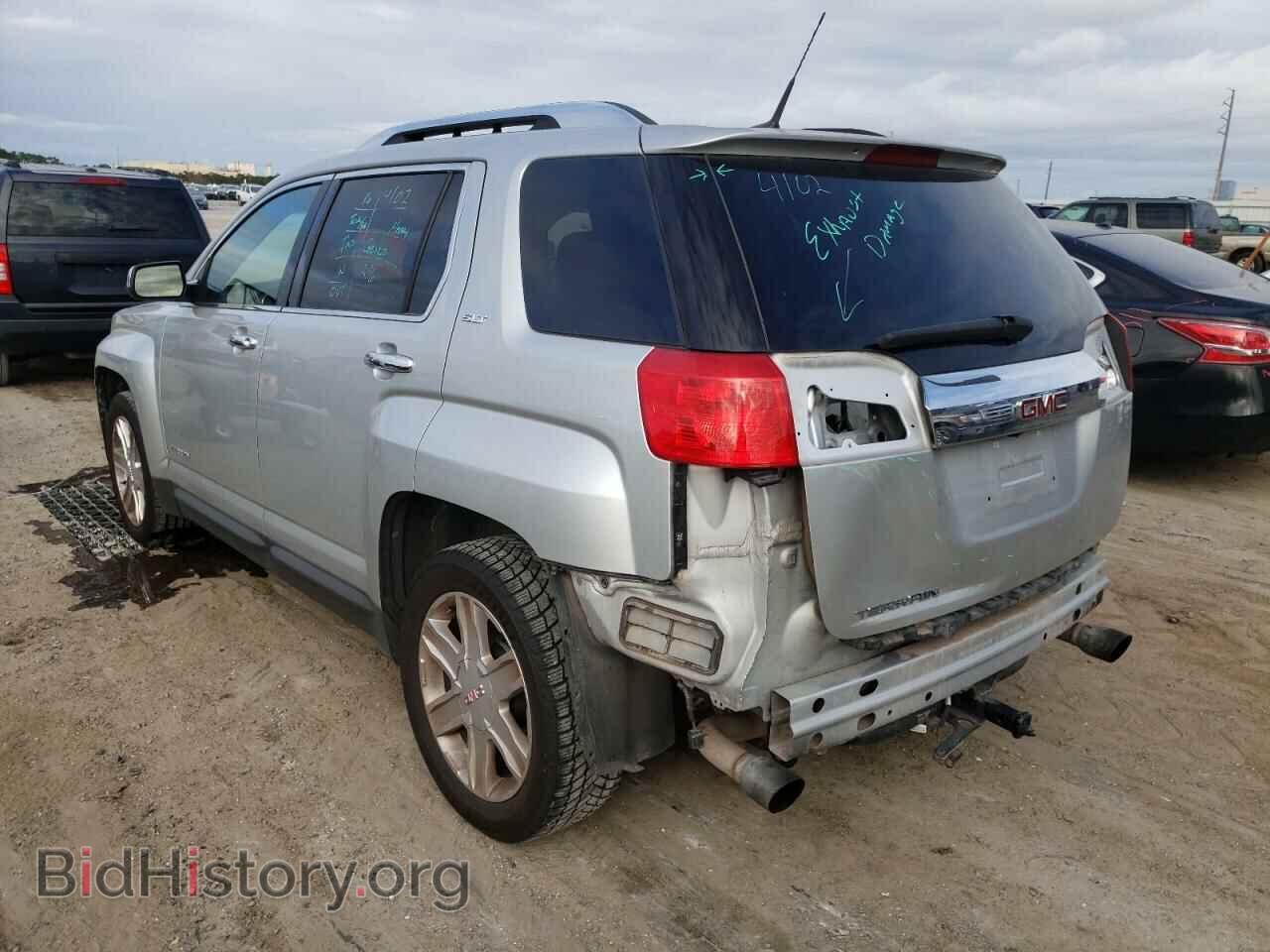 2011 GMC TERRAIN - VIN: 2CTFLXE56B6413635 - Photo 2