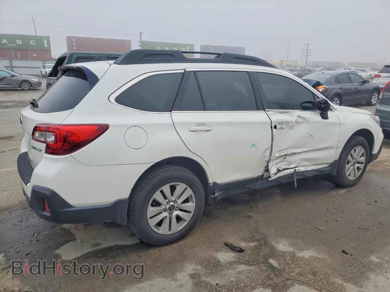 2018 SUBARU OUTBACK - VIN: 4S4BSAAC1J3203203 - Фото 3