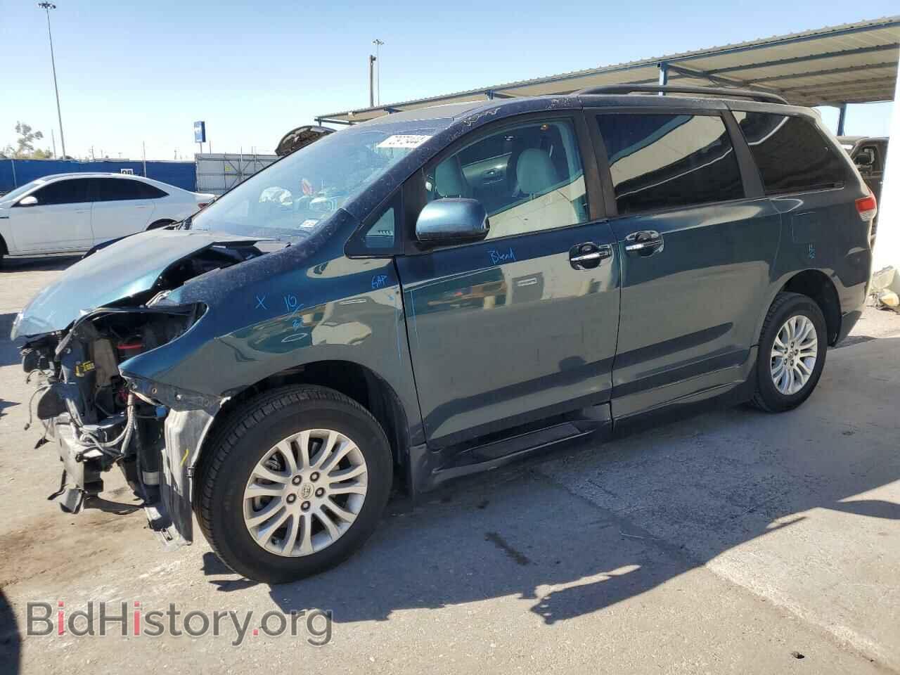 Photo 5TDYK3DC4CS264472 - TOYOTA All Models 2012