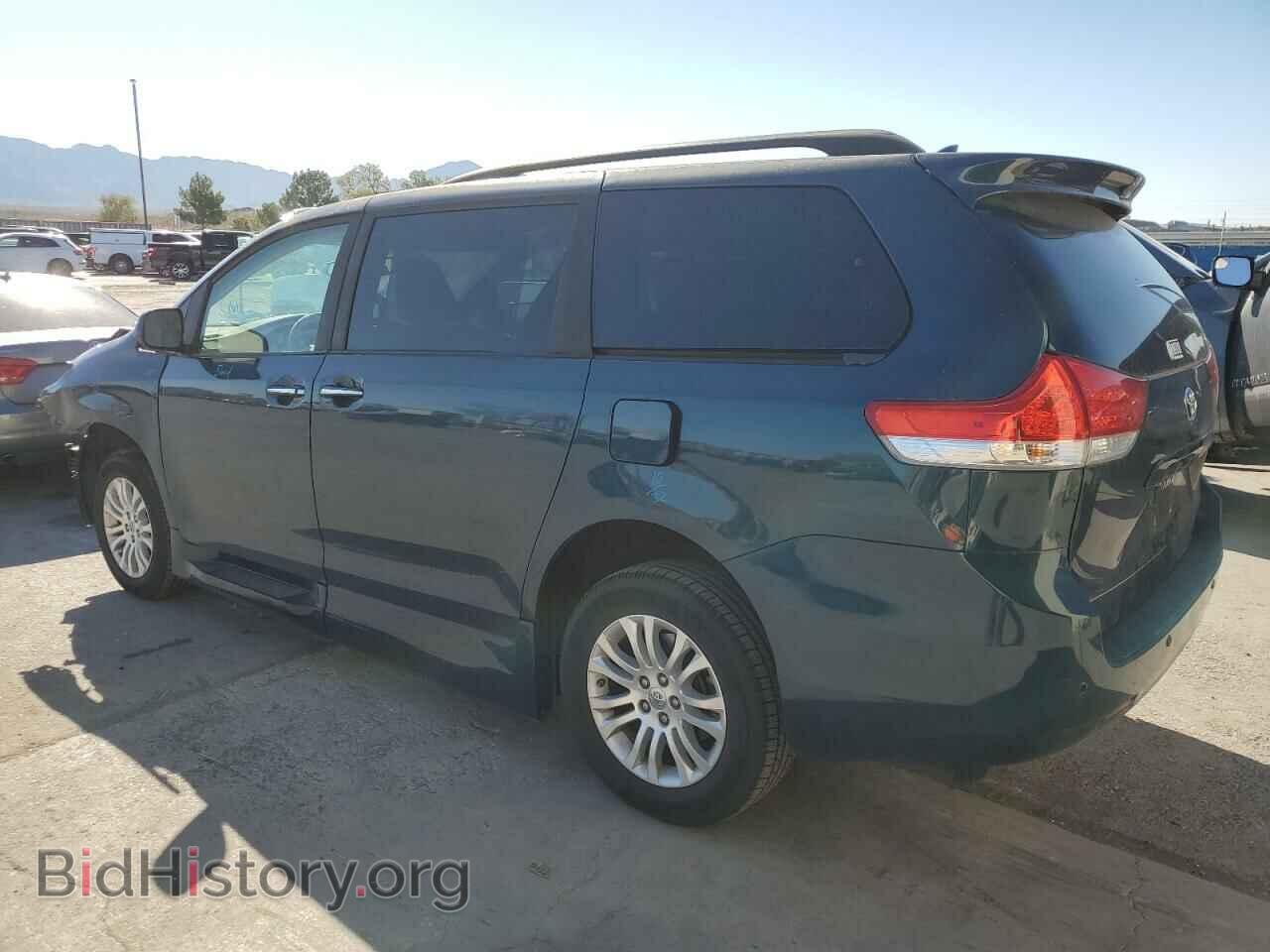 2012 TOYOTA All Models - VIN: 5TDYK3DC4CS264472 - Фото 2