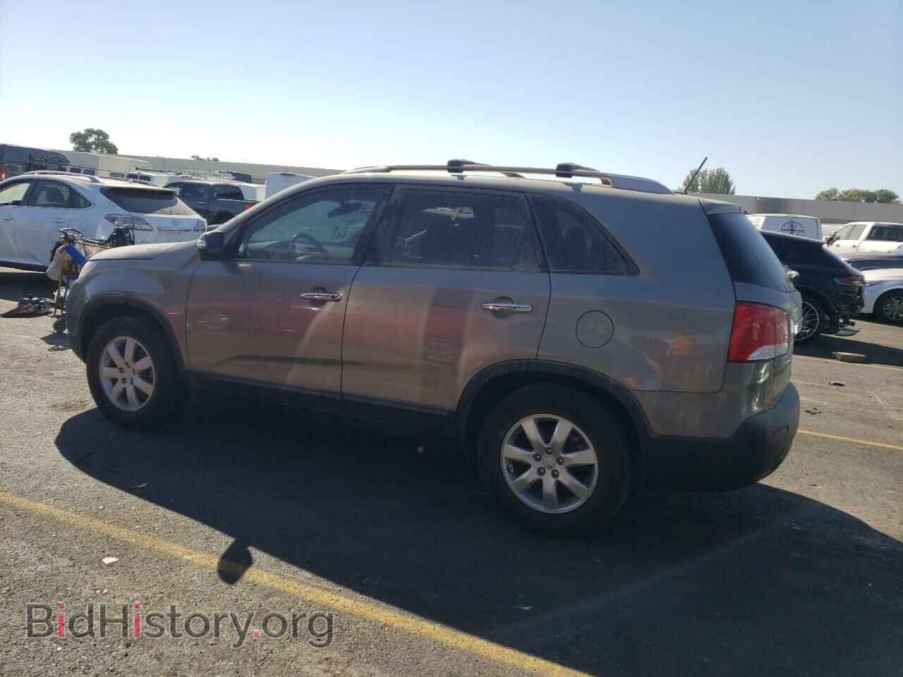 2012 KIA SORENTO - VIN: 5XYKT3A61CG253461 - Фото 2