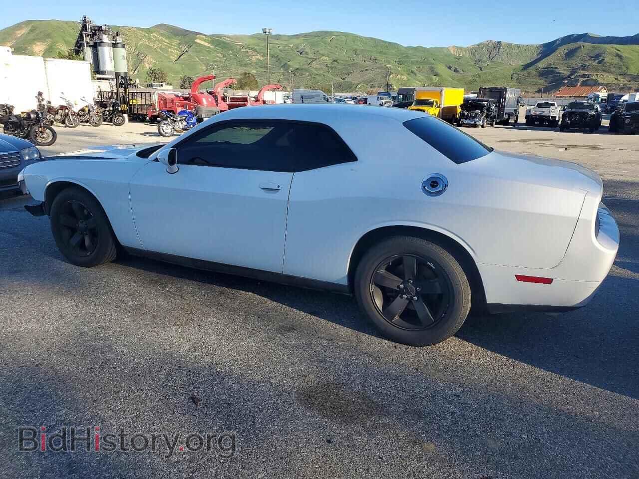 2014 DODGE CHALLENGER - VIN: 2C3CDYAG2EH214751 - Photo 2