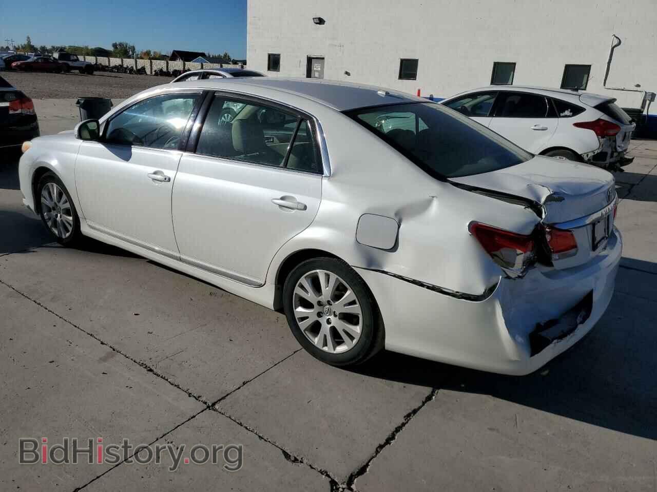 2011 TOYOTA AVALON - VIN: 4T1BK3DB3BU405566 - Фото 2