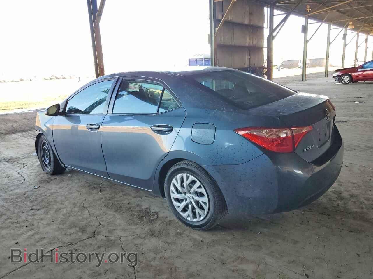 2018 TOYOTA COROLLA - VIN: 5YFBURHE7JP798165 - Фото 2
