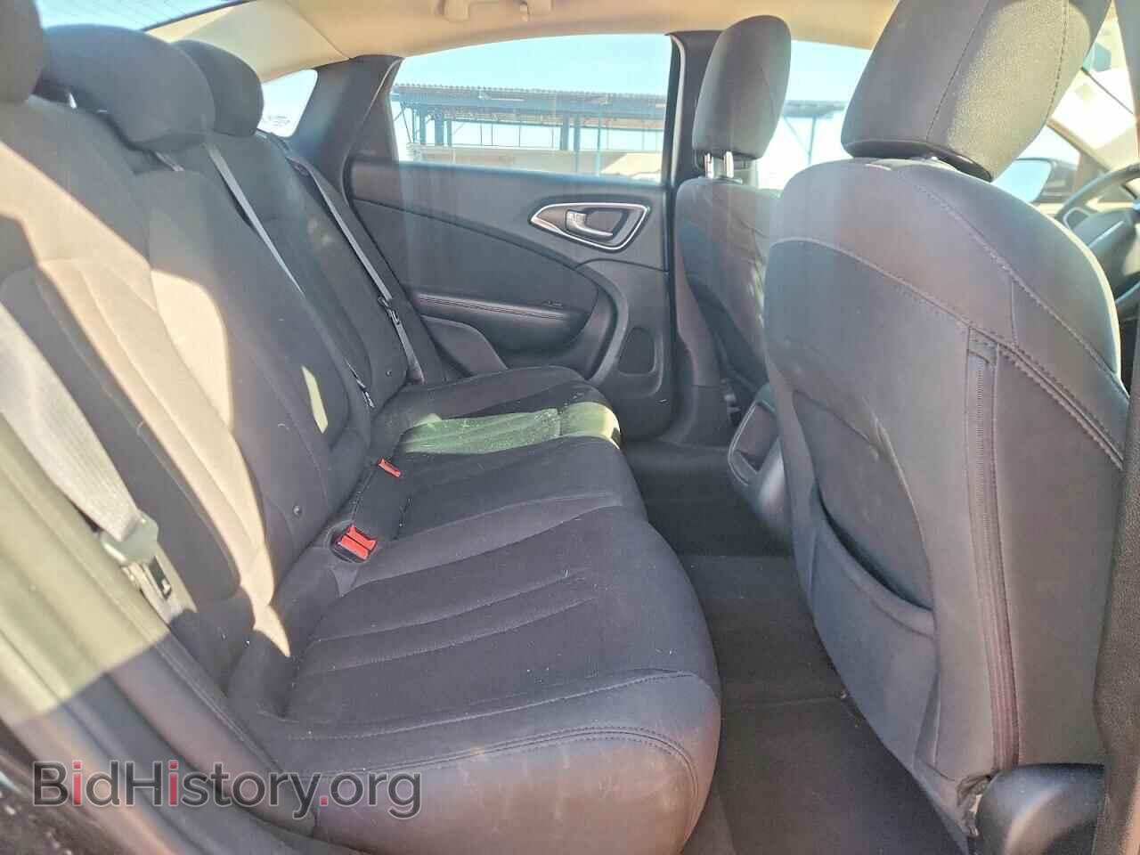 2015 CHRYSLER 200 - VIN: 1C3CCCAB8FN747335 - Фото 10