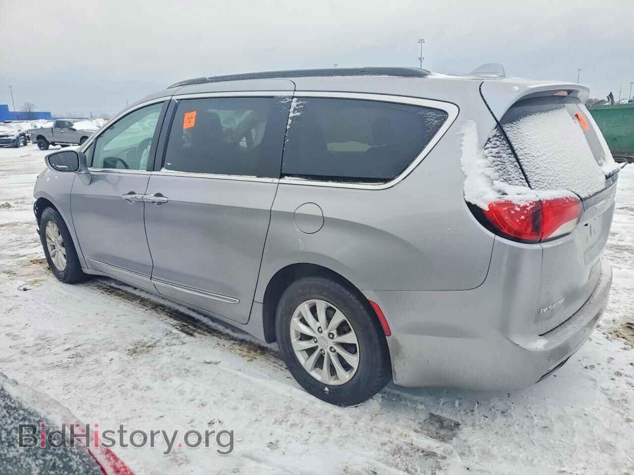 2017 CHRYSLER PACIFICA - VIN: 2C4RC1BG9HR553147 - Фото 2