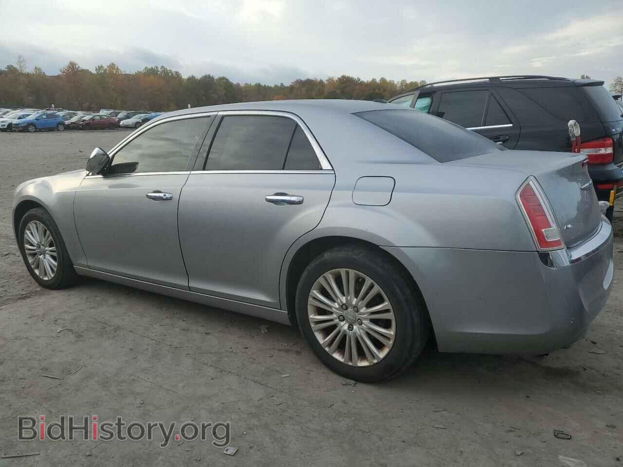 2011 CHRYSLER 300 - VIN: 2C3CK6CT4BH523041 - Фото 2