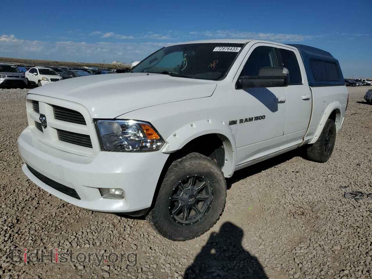 Photo 1D7RV1GT3BS508460 - DODGE All Models 2011