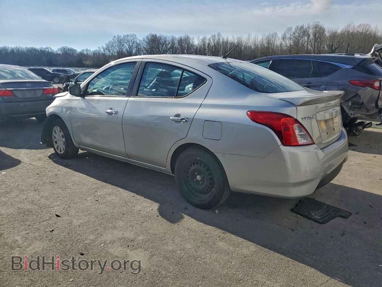 2017 NISSAN VERSA - VIN: 3N1CN7AP4HK434559 - Фото 2