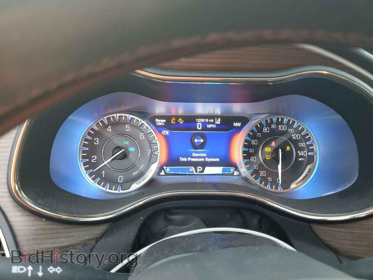 2015 CHRYSLER 200 - VIN: 1C3CCCEG9FN541009 - Photo 9