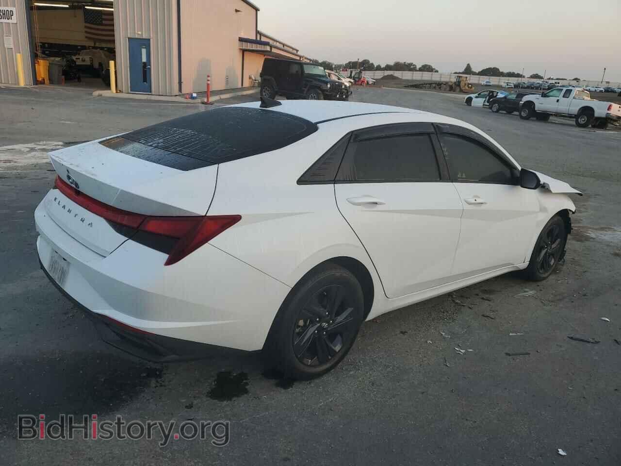 2021 HYUNDAI ELANTRA - VIN: 5NPLS4AG5MH024376 - Фото 3