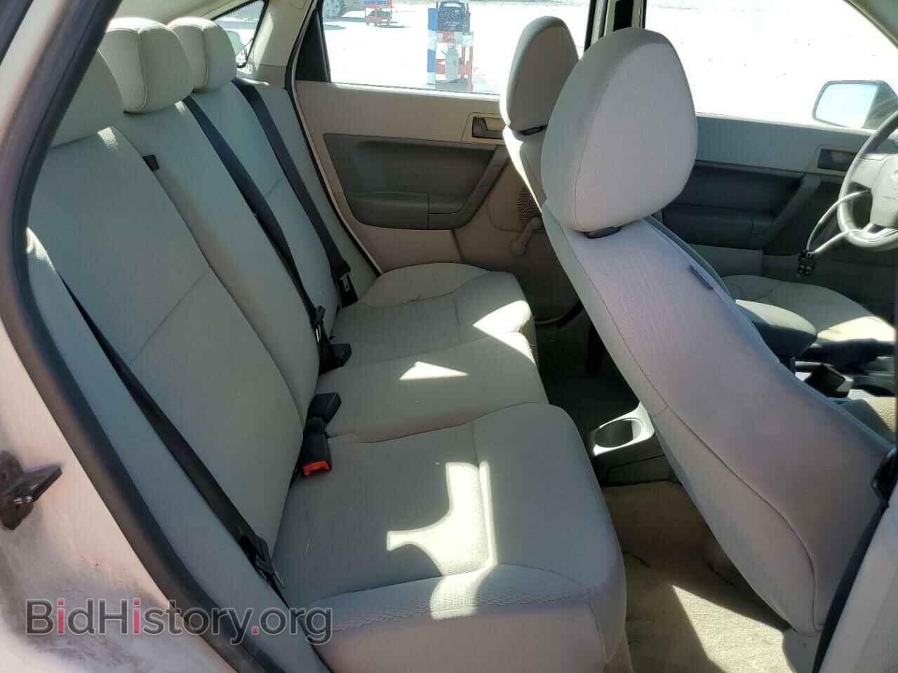 2010 FORD FOCUS - VIN: 1FAHP3EN6AW181789 - Photo 10