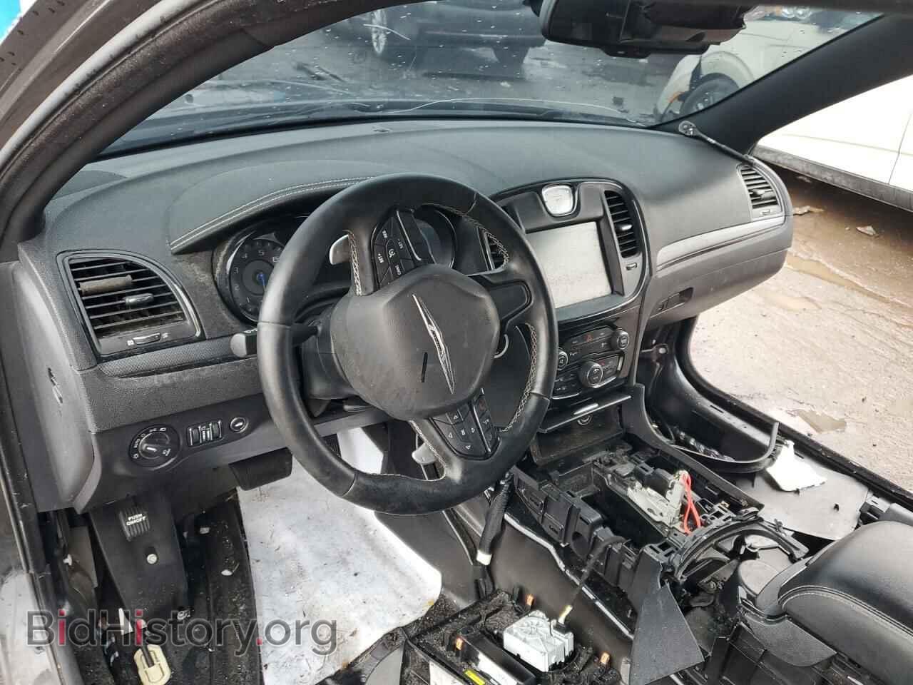 2016 CHRYSLER 300 - VIN: 2C3CCAGG7GH248835 - Фото 8