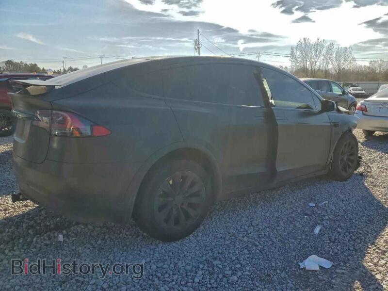 2020 Tesla MODEL X (VIN 5YJXCAE22LF263571) — фото 3 из 13