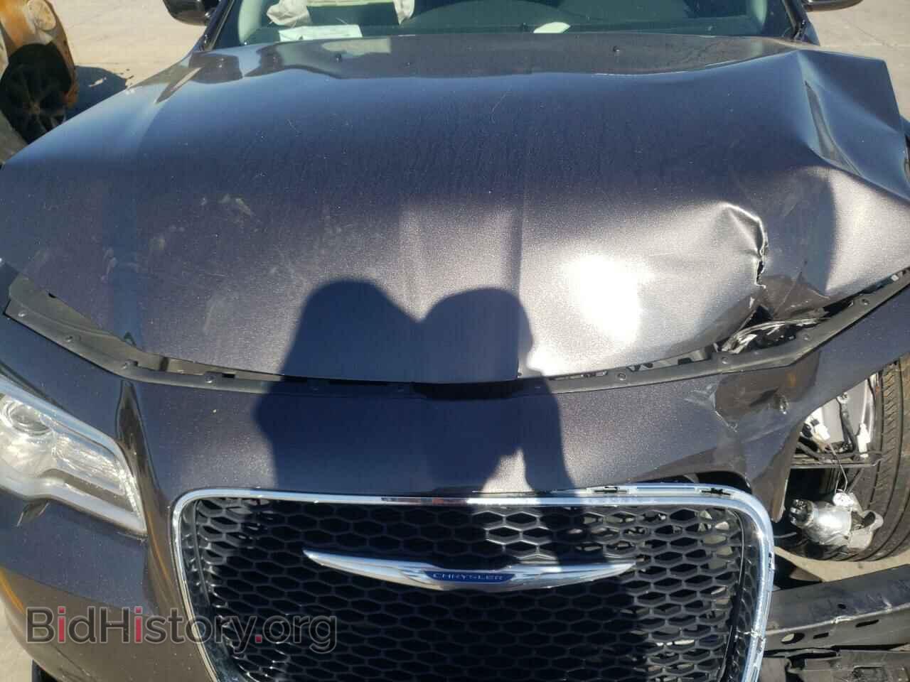 2017 CHRYSLER 300 - VIN: 2C3CCAAG2HH506222 - Фото 11