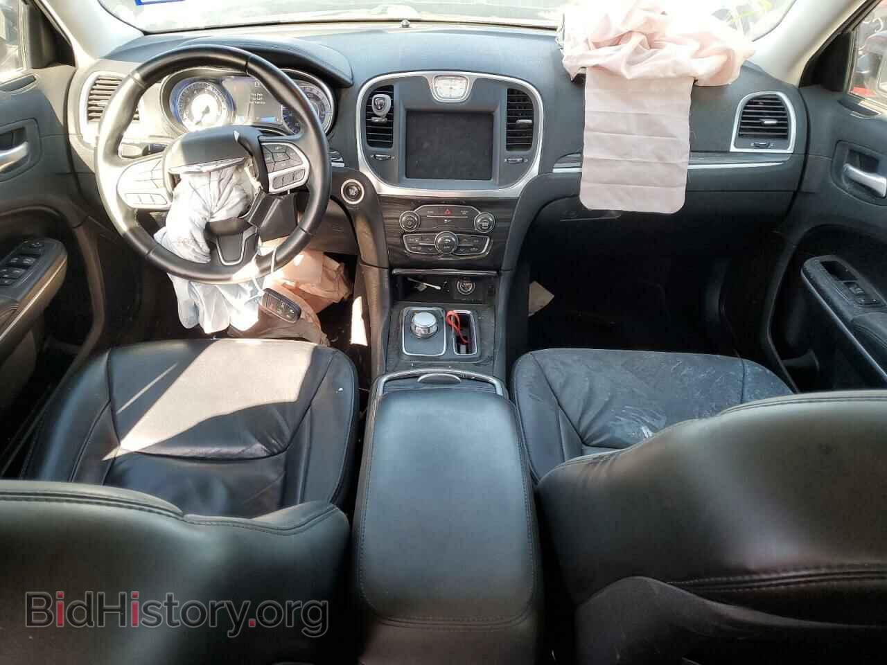 2017 CHRYSLER 300 - VIN: 2C3CCAAG2HH506222 - Фото 8
