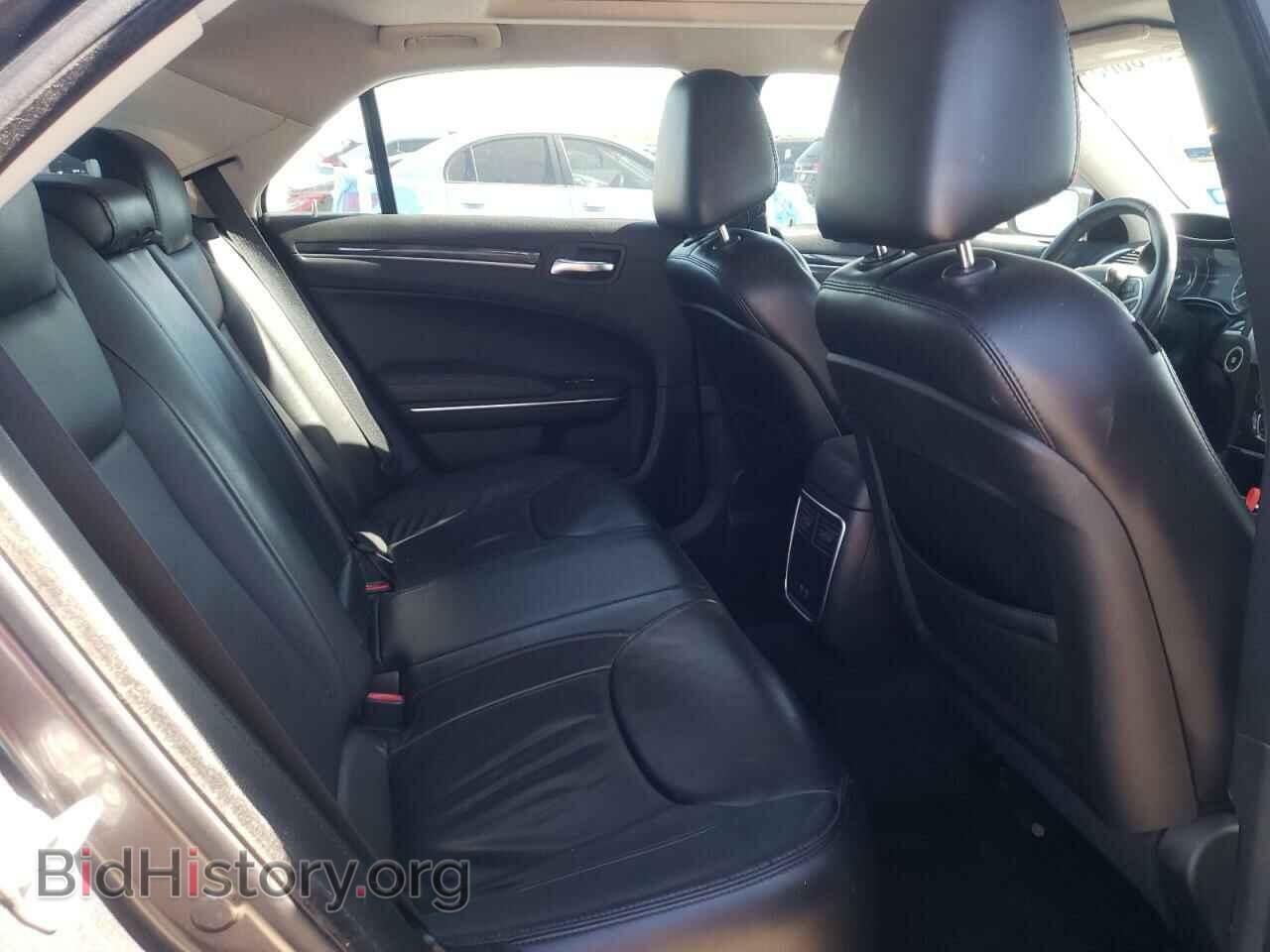 2017 CHRYSLER 300 - VIN: 2C3CCAAG2HH506222 - Фото 10