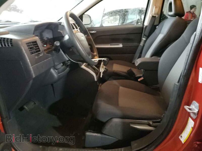 2008 Jeep COMPASS (VIN 1J8FF47W88D531759) — фото 7 из 14