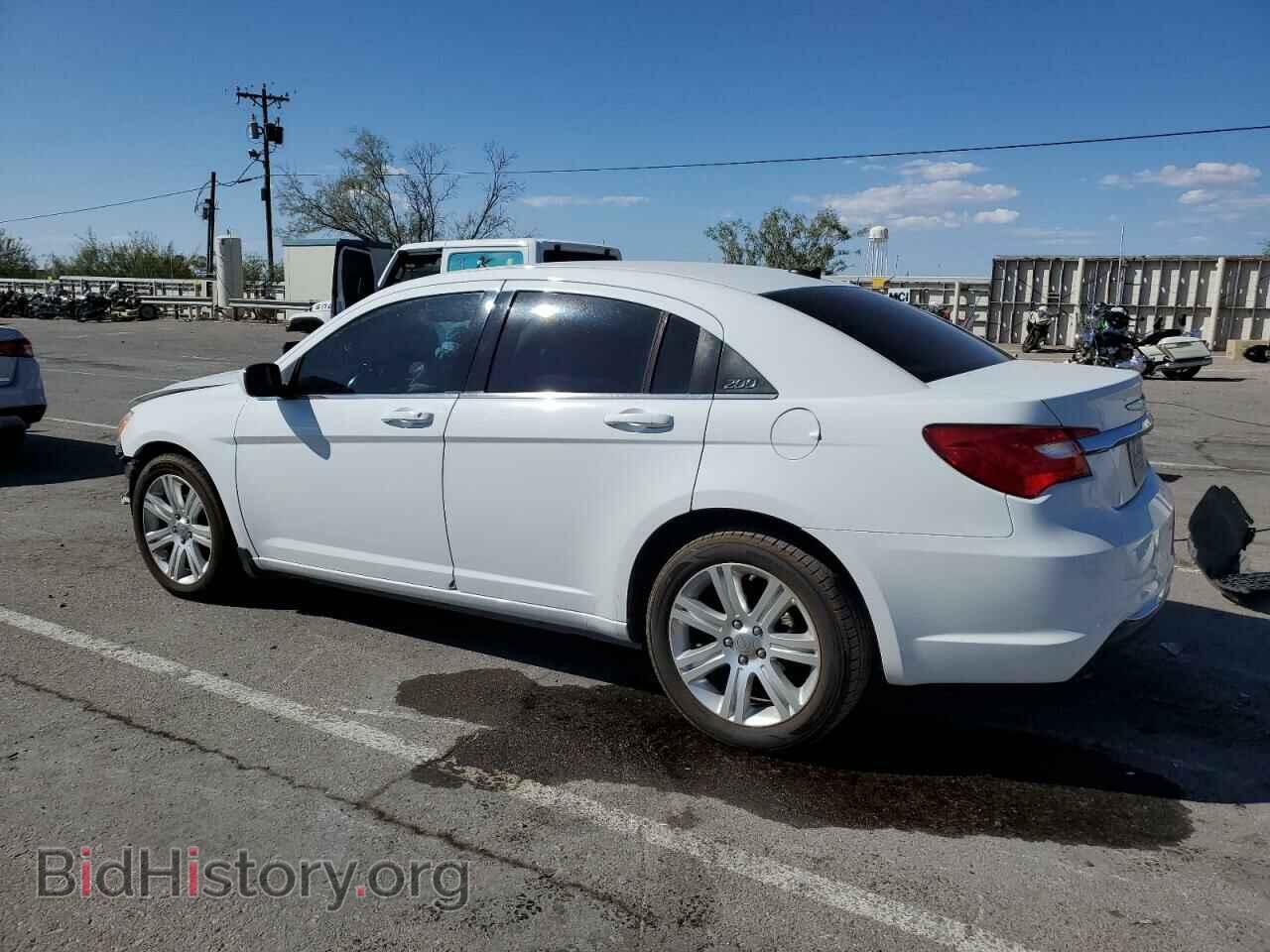 2012 CHRYSLER 200 - VIN: 1C3CCBBG3CN180225 - Фото 2