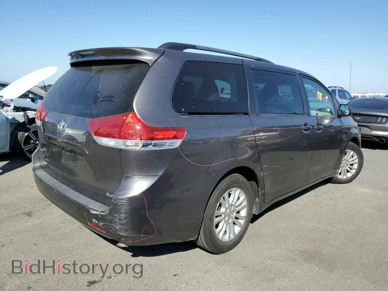 2011 TOYOTA All Models - VIN: 5TDYK3DC3BS099884 - Фото 3