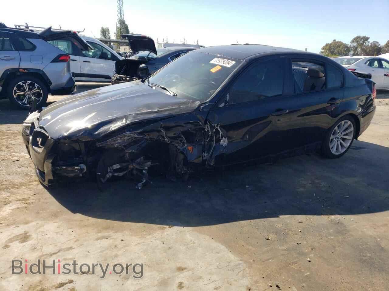 Photo WBAPH5C54BA445055 - BMW 3 SERIES 2011