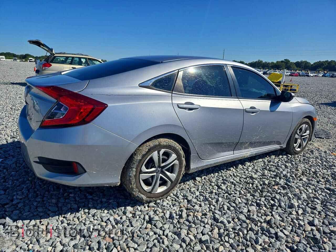 2018 HONDA CIVIC - VIN: 19XFC2F54JE021586 - Photo 5