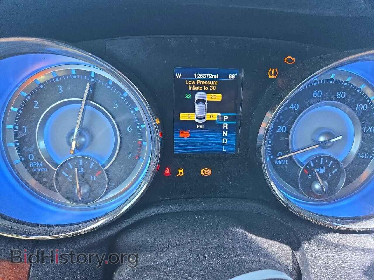 2014 CHRYSLER 300 - VIN: 2C3CCAAG3EH281479 - Photo 9