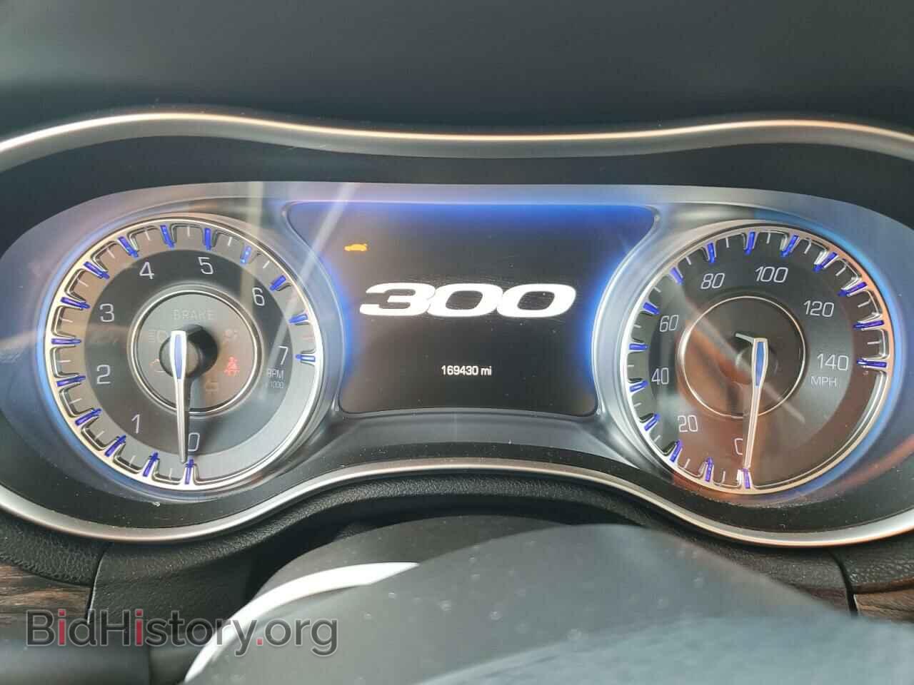 2015 CHRYSLER 300 - VIN: 2C3CCAAG2FH859279 - Фото 9