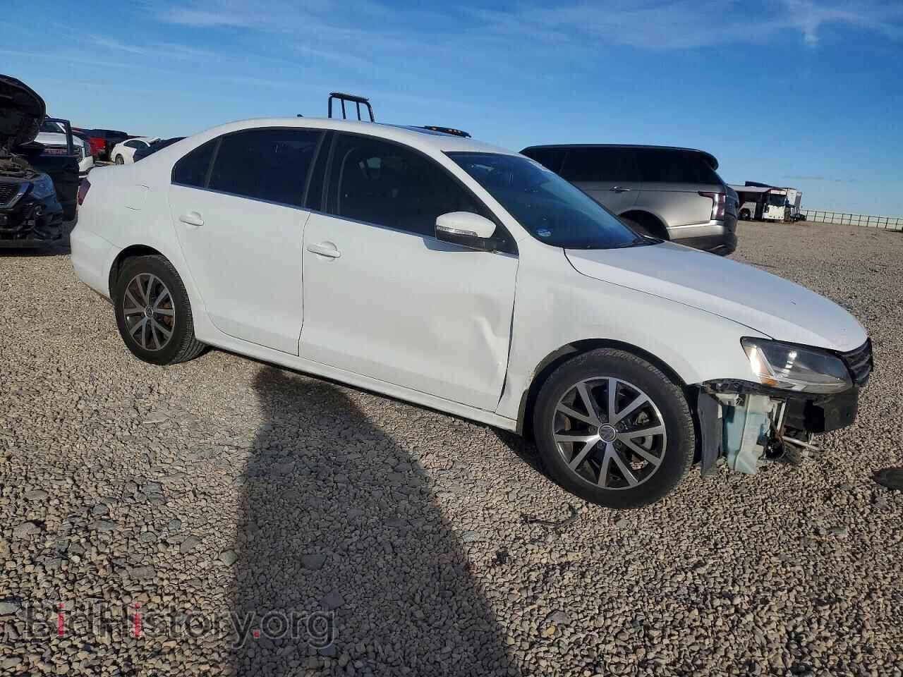 2017 VOLKSWAGEN JETTA - VIN: 3VWDB7AJ6HM320991 - Фото 4