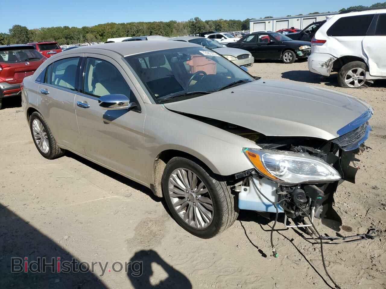 2013 CHRYSLER 200 - VIN: 1C3CCBCG0DN651750 - Photo 4