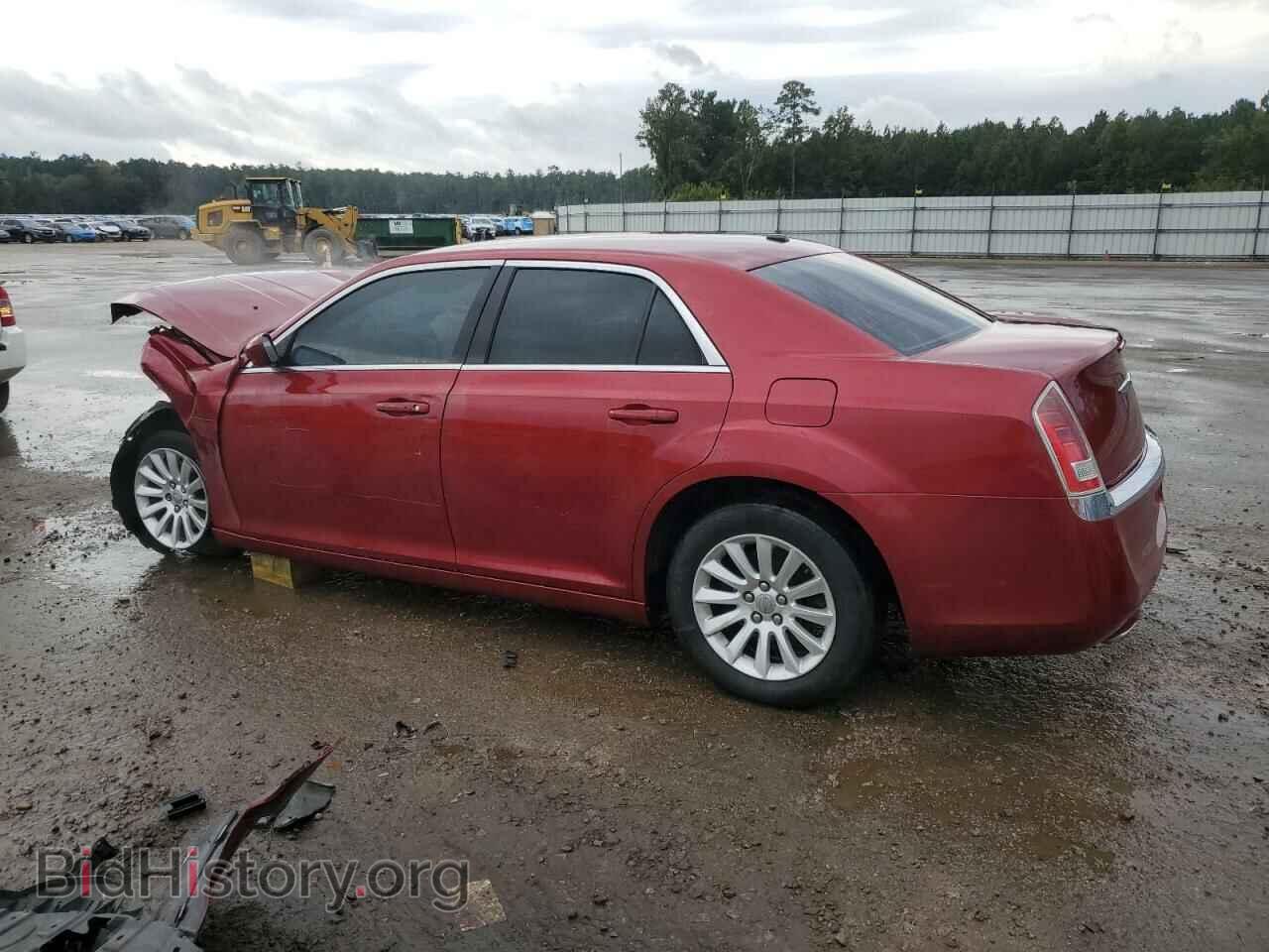 2013 CHRYSLER 300 - VIN: 2C3CCAAG1DH739356 - Фото 2