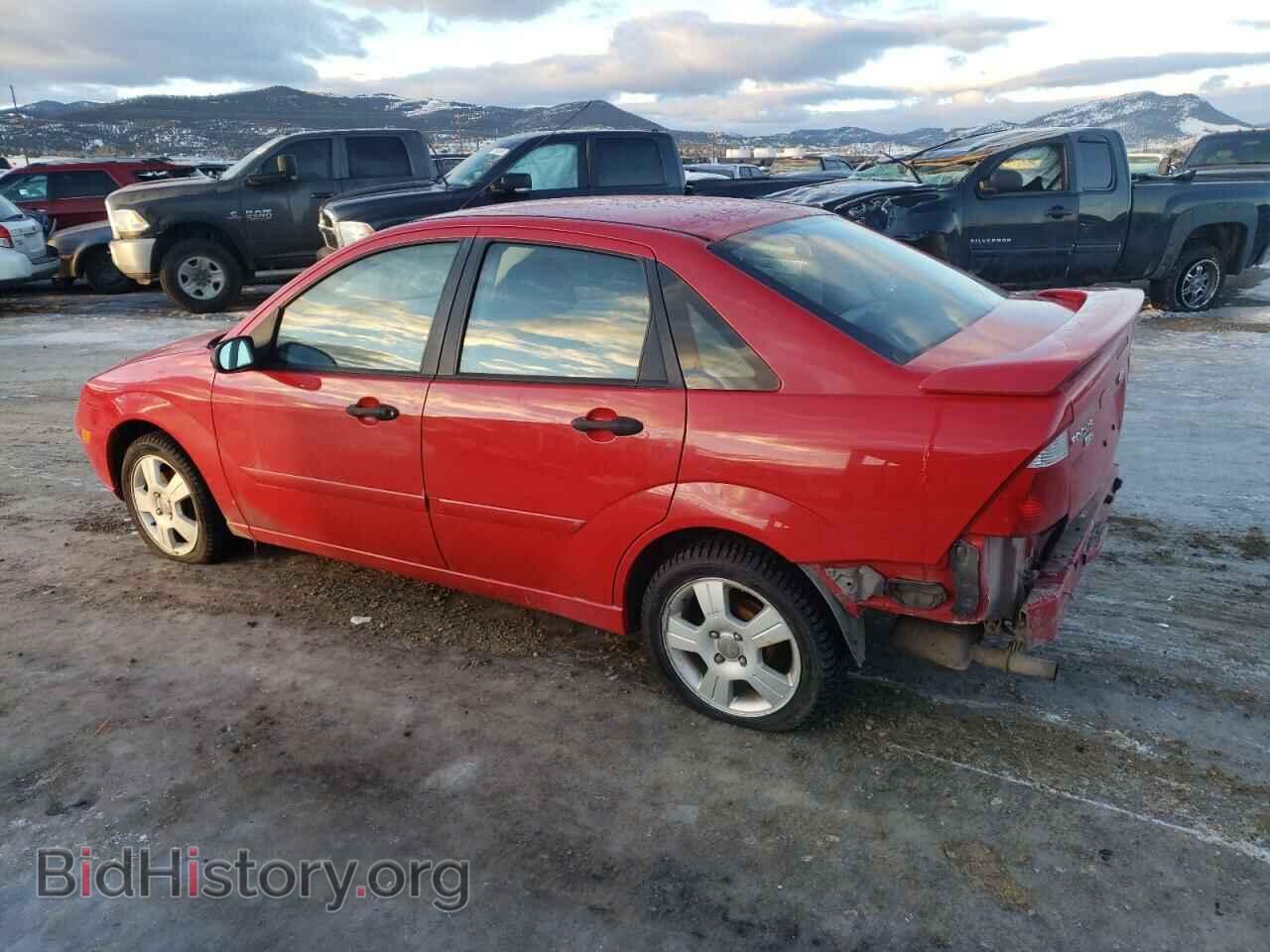 2006 FORD FOCUS - VIN: 1FAHP34N56W169092 - Фото 2