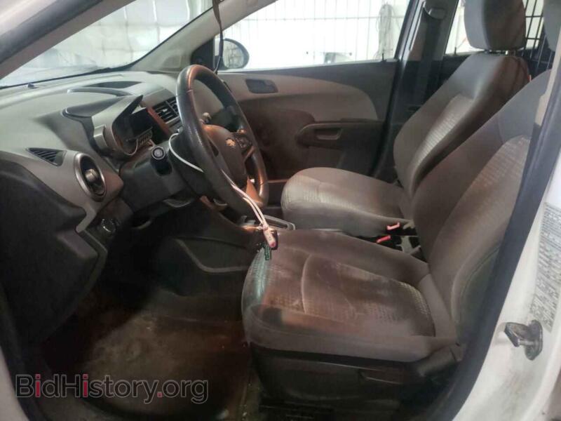 2016 Chevrolet SONIC (VIN 1G1JA6SH9G4105607) — photo 7 of 12