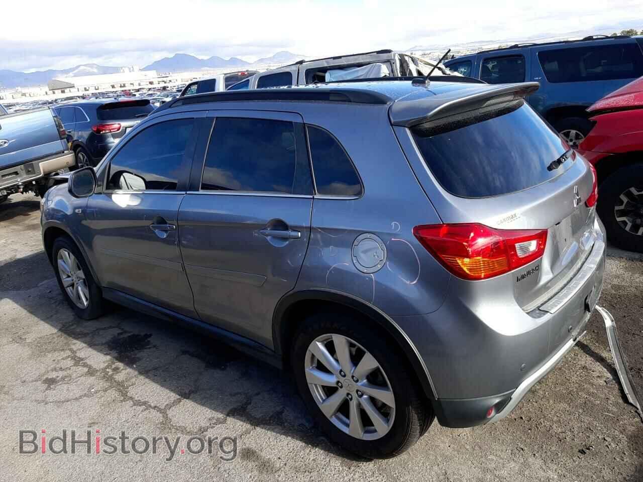 2014 MITSUBISHI OUTLANDER - VIN: 4A4AP4AU4EE001065 - Фото 2
