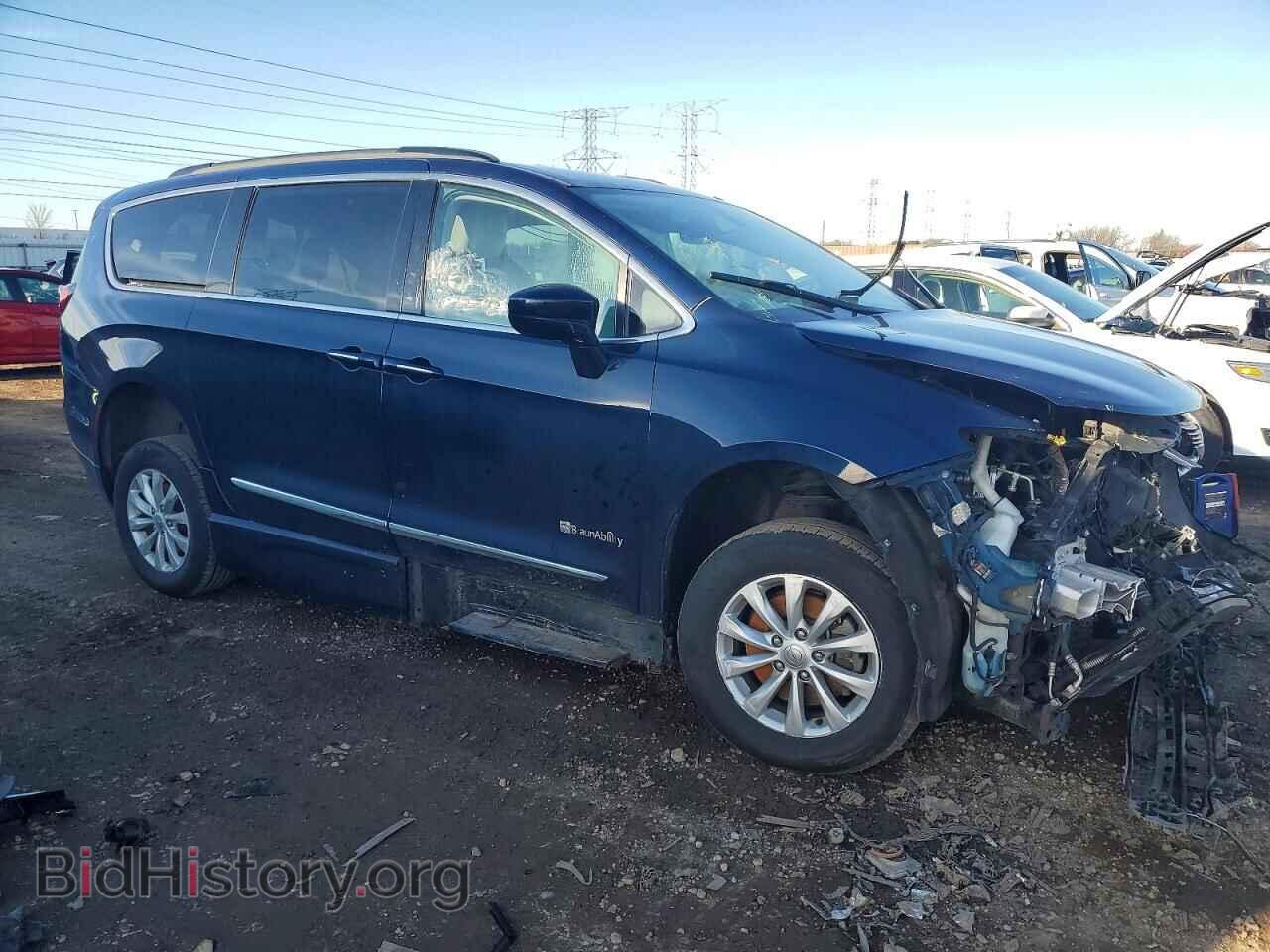 2017 CHRYSLER PACIFICA - VIN: 2C4RC1BG1HR621215 - Фото 4