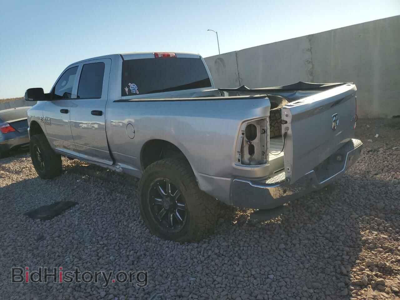 2015 RAM All Models - VIN: 3C6UR5CL0FG696686 - Photo 2