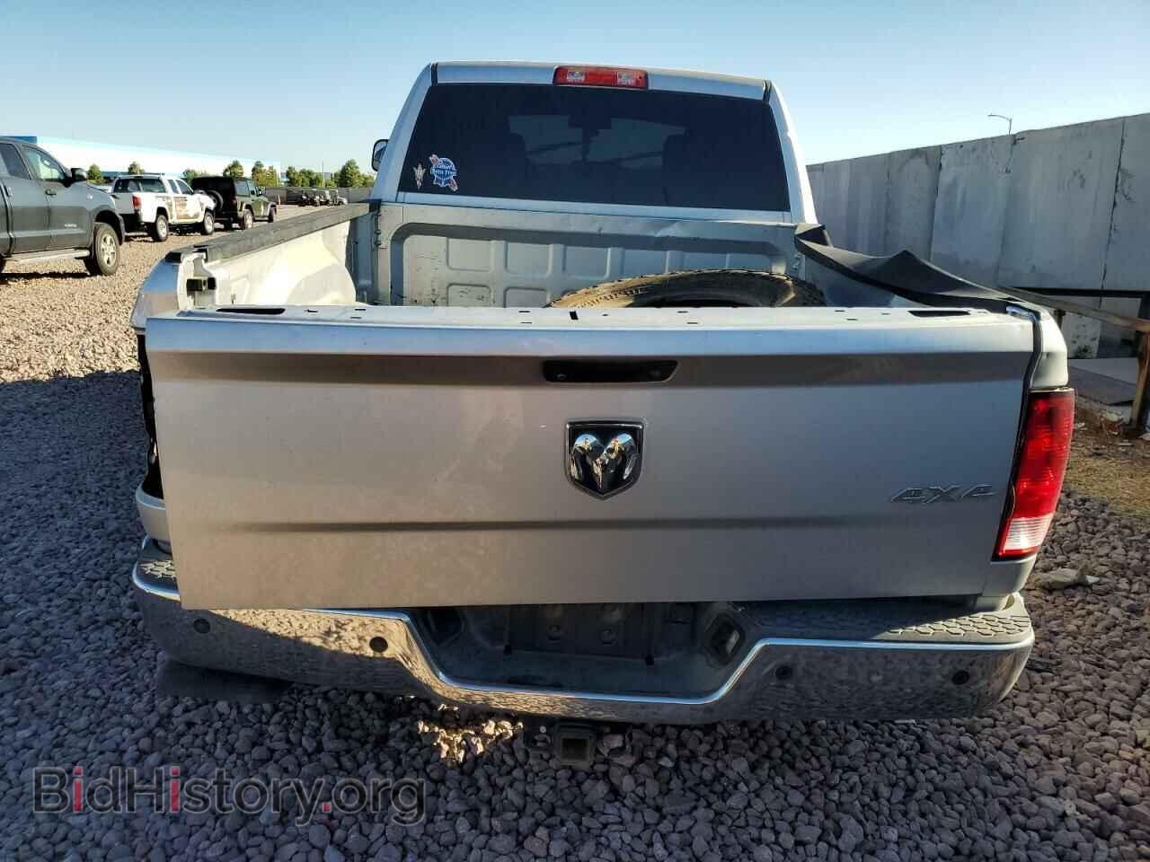2015 RAM All Models - VIN: 3C6UR5CL0FG696686 - Photo 6