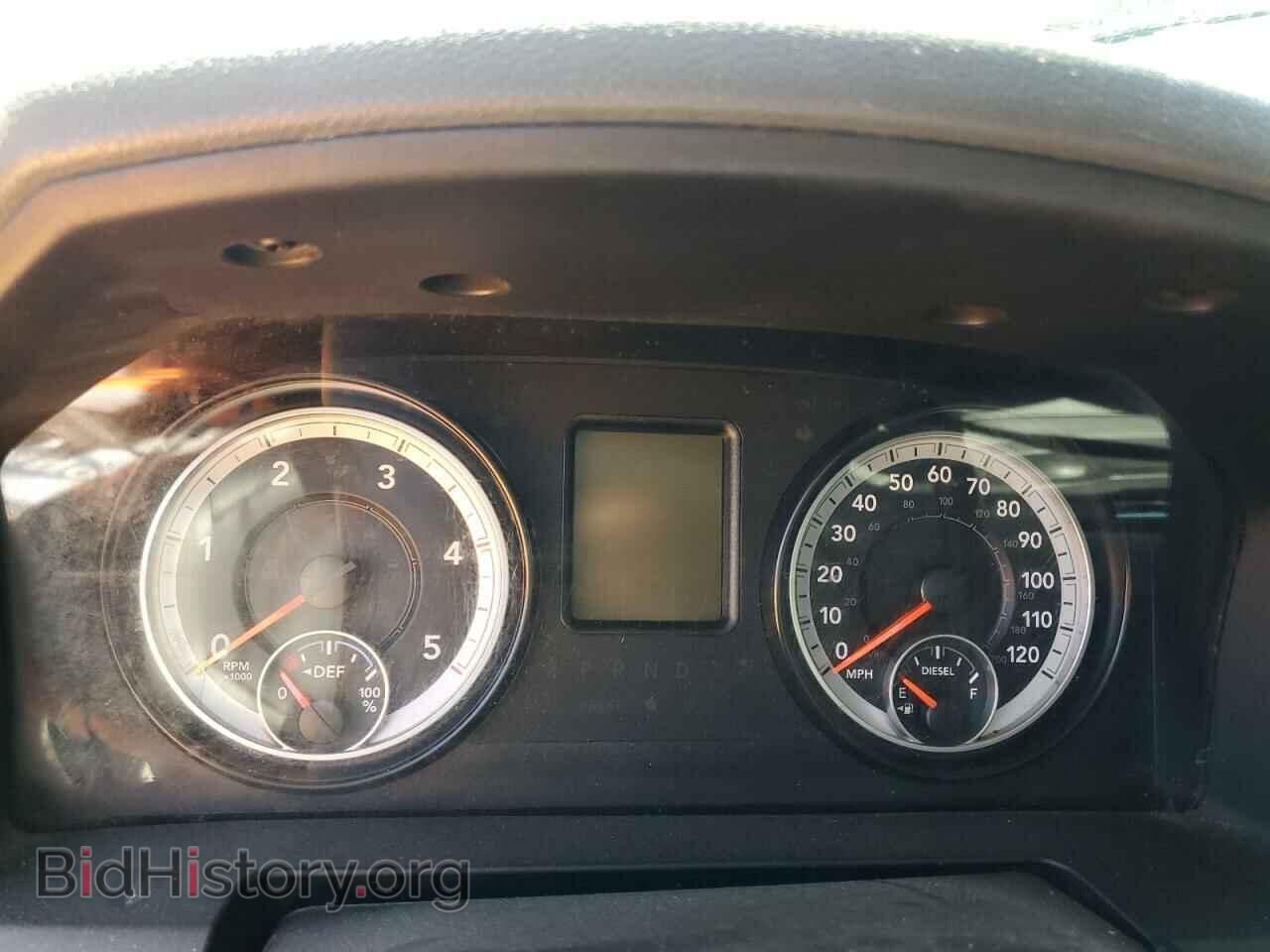2015 RAM All Models - VIN: 3C6UR5CL0FG696686 - Photo 9