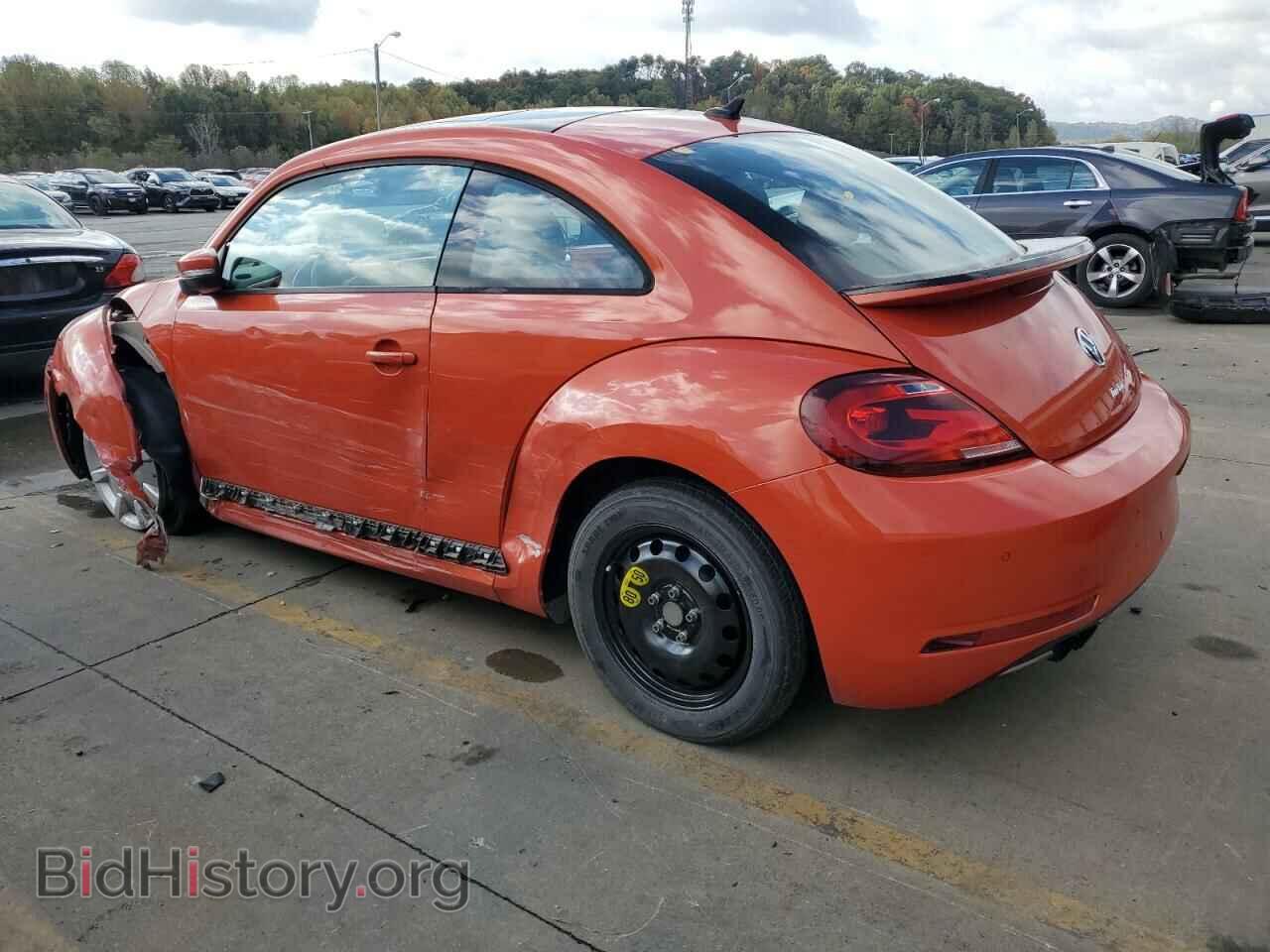 2017 VOLKSWAGEN BEETLE - VIN: 3VWJ17AT5HM631285 - Фото 2