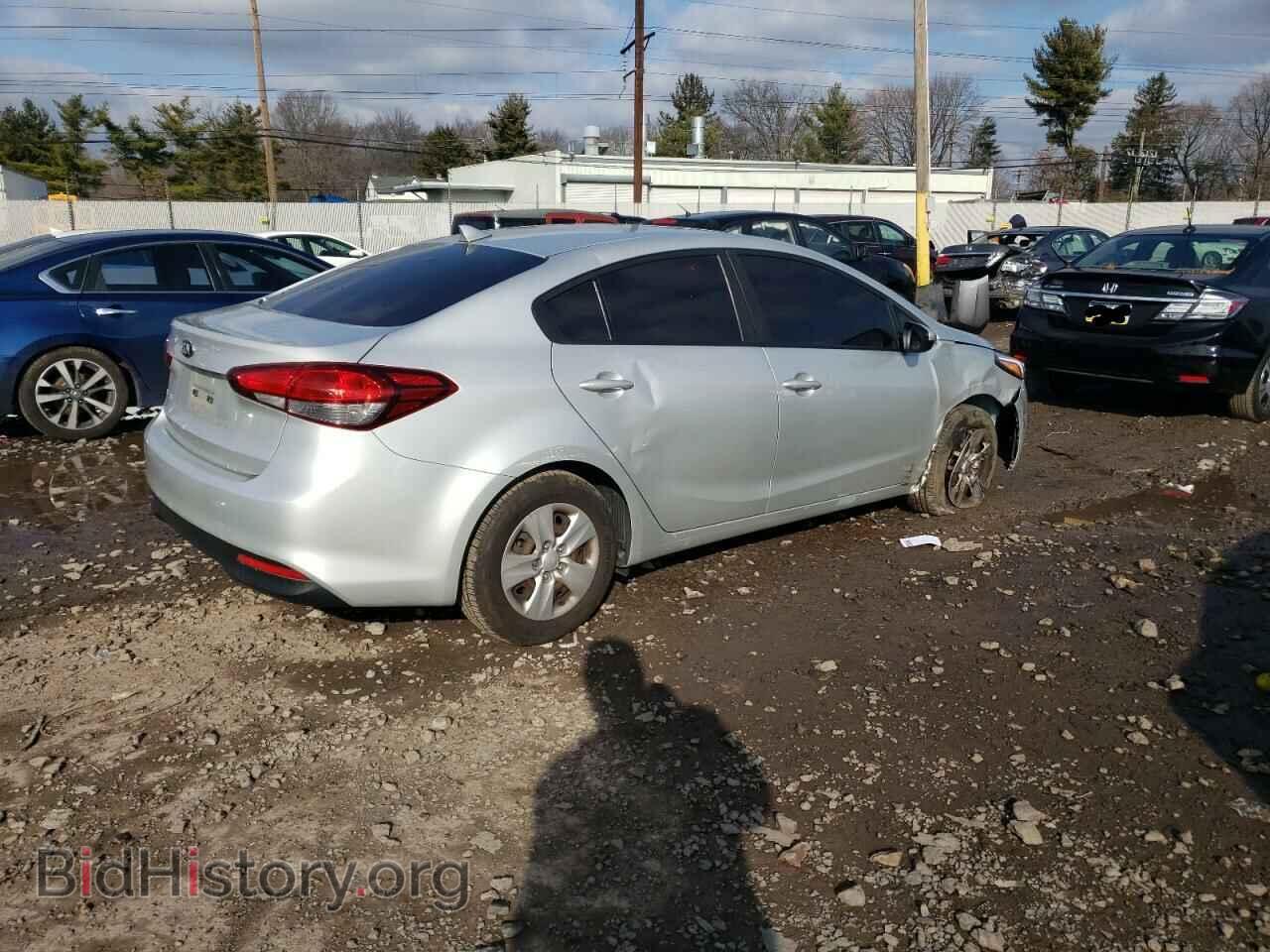 2017 KIA FORTE - VIN: 3KPFK4A76HE087851 - Фото 3